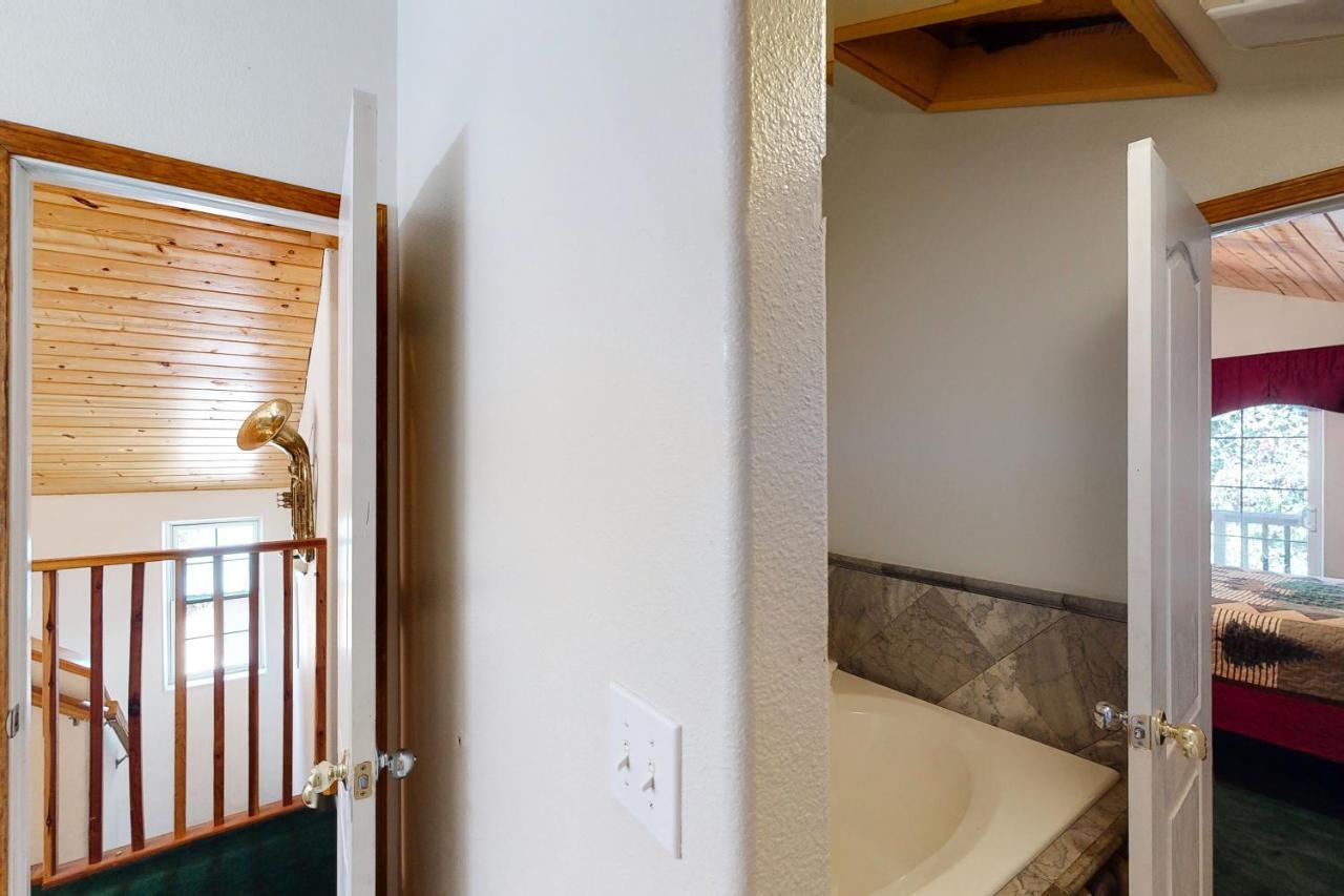 Papas Mountain Villa Shaver Lake Bagian luar foto