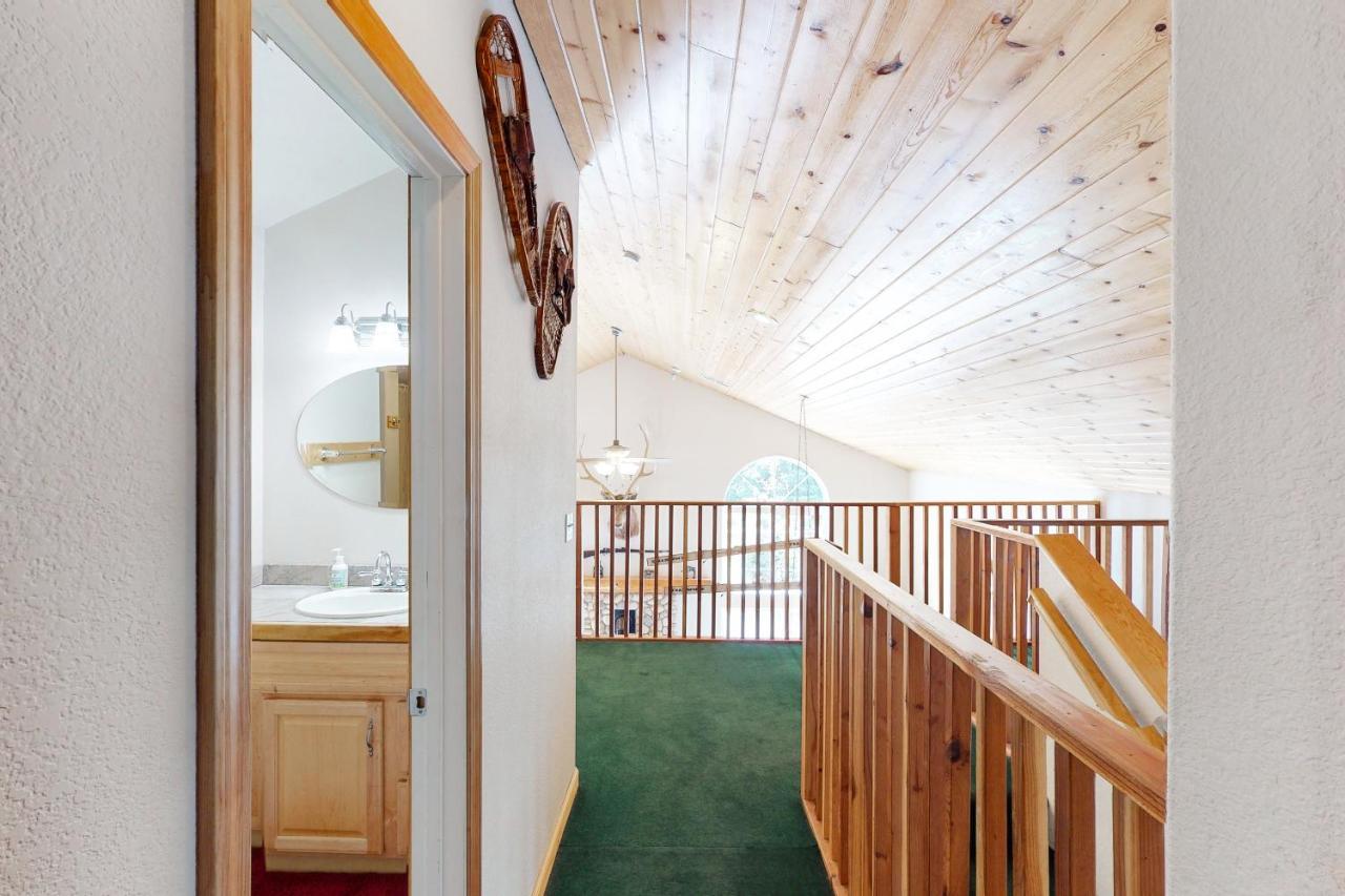 Papas Mountain Villa Shaver Lake Bagian luar foto